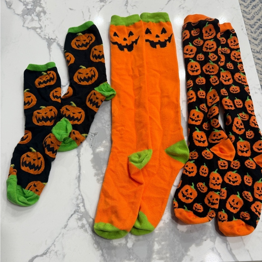 3 pair of Halloween pumpkin socks women’s size small